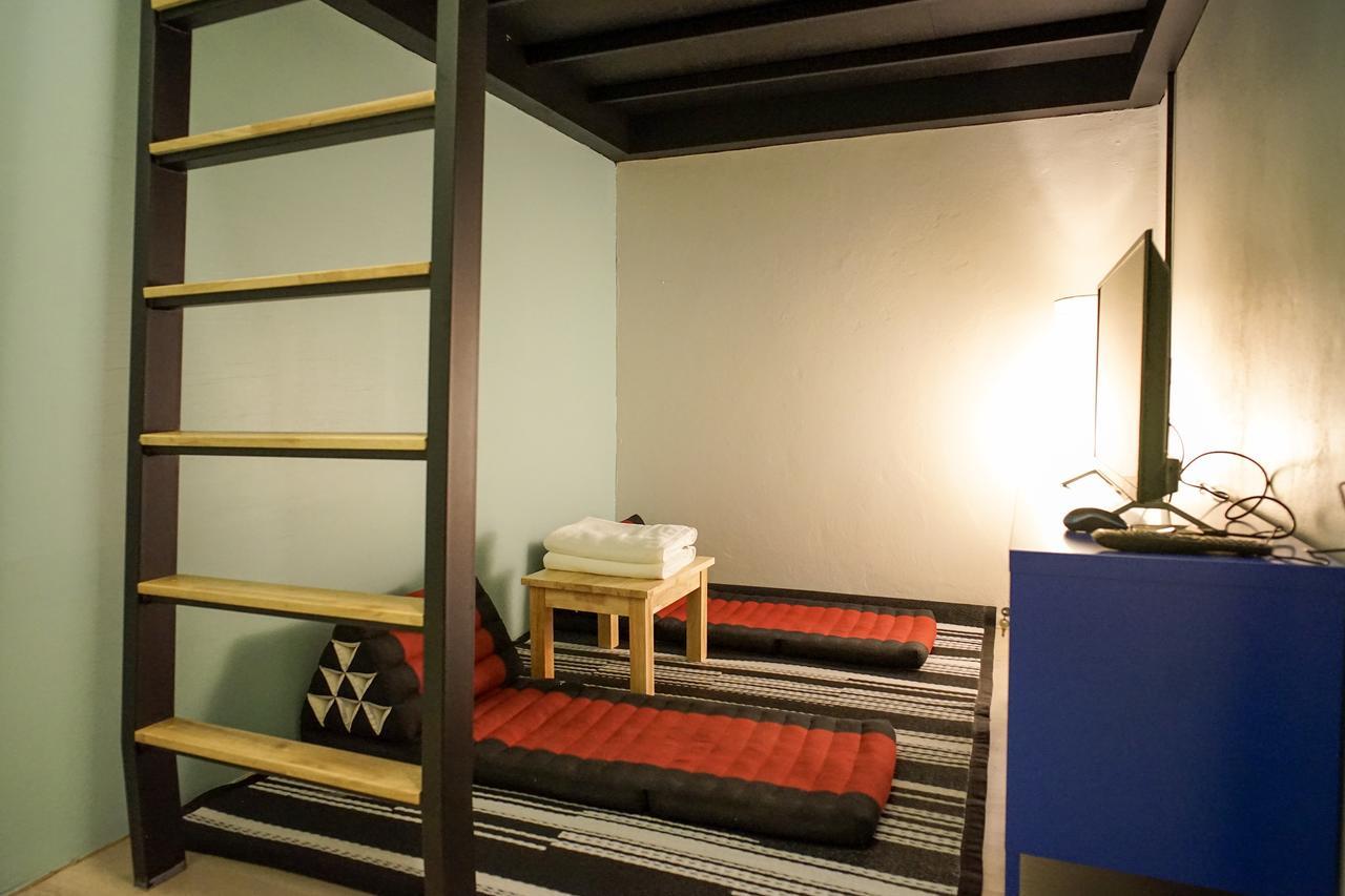 Bunny Burrow Hostel Bangkok Eksteriør billede